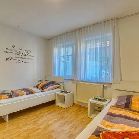 Adina & Nadine Guenthner In Kreis Boeblingen * Bondorf